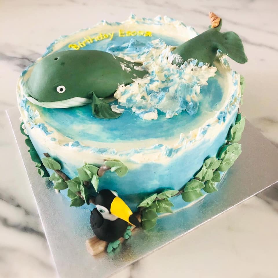 Children and Theme cake 