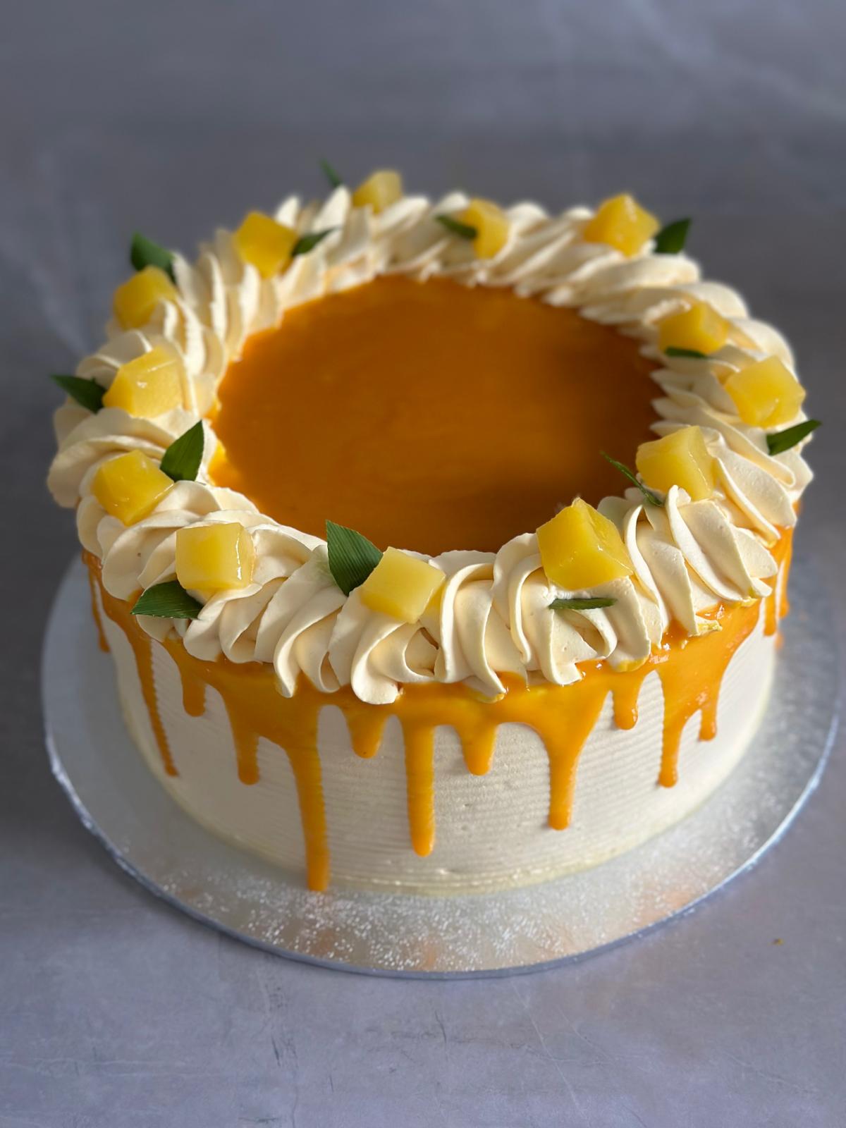 Children and Theme cake 