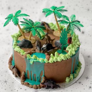 dinosaur cake